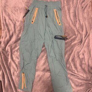 REI Co-op Outdoor Pants Size 2 Petite | Lightweight Hiking Utility Pants Green